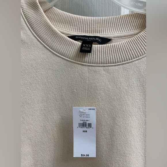 Banana Republic Soft Fleece Oversized Sweatshirt, color light ecru, size xxs - Picture 4 of 4